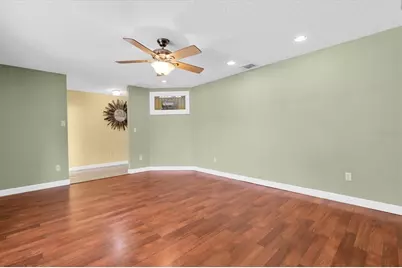 13176 Dorchester Drive, Seminole, FL 33776 - Photo 17