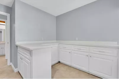 13176 Dorchester Drive, Seminole, FL 33776 - Photo 15