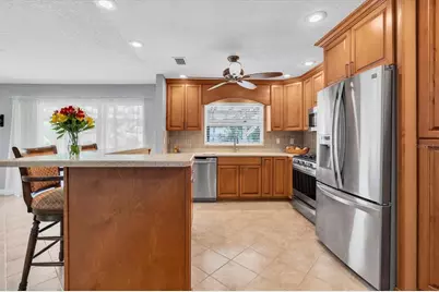 13176 Dorchester Drive, Seminole, FL 33776 - Photo 11