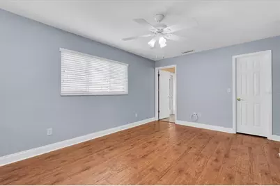 13176 Dorchester Drive, Seminole, FL 33776 - Photo 21