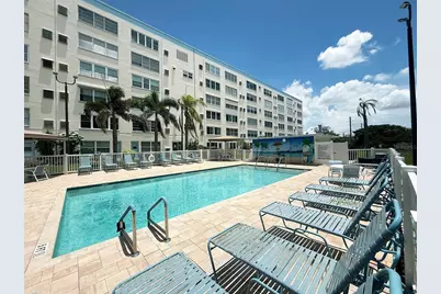 2850 59th Street S #205, Gulfport, FL 33707 - Photo 7