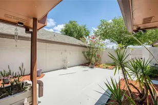 6922 Silvermill Dr, Tampa, FL 33635 - Photo 5