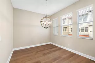6030 Yeats Manor Dr, Tampa, FL 33616 - Photo 9