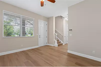 6030 Yeats Manor Drive #105, Tampa, FL 33616 - Photo 5