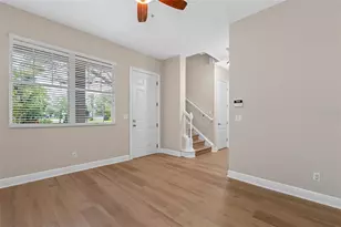 6030 Yeats Manor Dr, Tampa, FL 33616 - Photo 5