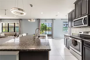 11027 Tahiti Isle Ln, Tampa, FL 33647 - Photo 43