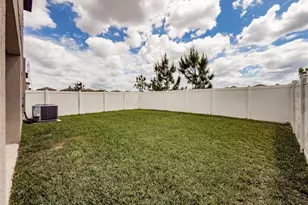 4712 Ron Eddie, Tampa, FL 33619 - Photo 39