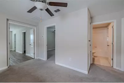 4712 Ron Eddie, Tampa, FL 33619 - Photo 21