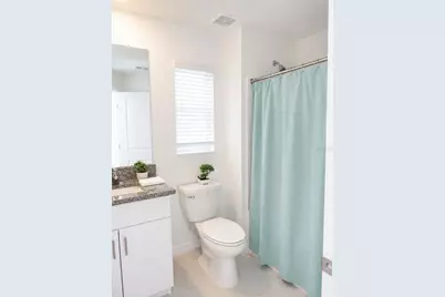 36384 Well Hill Way, Zephyrhills, FL 33541 - Photo 15