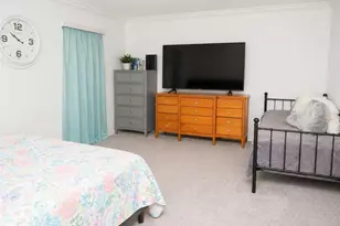 36384 Well Hill Wy, Zephyrhills, FL 33541 - Photo 13