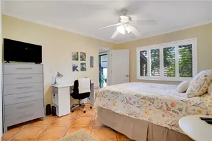 514 Tabor Ct, Safety Harbor, FL 34695 - Photo 17
