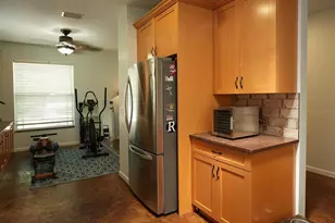 12119 Murray Ave, Seminole, FL 33778 - Photo 5