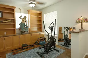 12119 Murray Ave, Seminole, FL 33778 - Photo 7