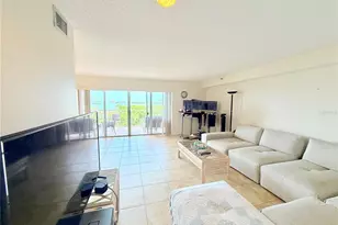 7430 Sunshine Skyway Ln S, Saint Petersburg, FL 33711 - Photo 15