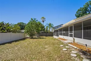 15602 Farnsworth Ln, Tampa, FL 33624 - Photo 31