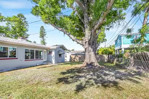 4725 Del Rio Way S, Gulfport, FL 33711 - Photo 9