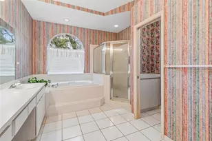 1336 Waterwood Dr, Lutz, FL 33559 - Photo 25