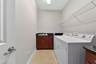 642 Chipper Dr, Sun City Center, FL 33573 - Photo 55