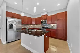 642 Chipper Dr, Sun City Center, FL 33573 - Photo 17