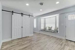112 Rose St, Venice, FL 34293 - Photo 9