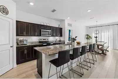 705 Garden Oaks Square, Seffner, FL 33584 - Photo 11