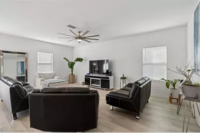 705 Garden Oaks Square, Seffner, FL 33584 - Photo 25
