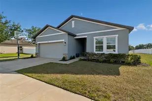 705 Garden Oaks Sq, Seffner, FL 33584 - Photo 3