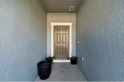 705 Garden Oaks Square, Seffner, FL 33584 - Photo 5