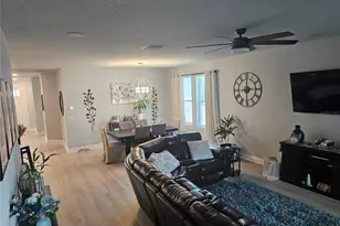 3618 Persimmon Park Dr, Wesley Chapel, FL 33543 - Photo 3