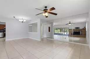 1114 Estatewood Dr, Brandon, FL 33510 - Photo 7