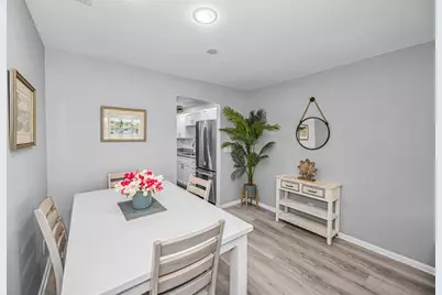 5216 81st Street N #5, Saint Petersburg, FL 33709 - Photo 9
