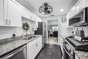 5216 81st St N, Saint Petersburg, FL 33709 - Photo 11