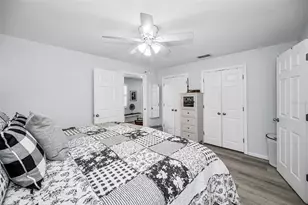 5216 81st St N, Saint Petersburg, FL 33709 - Photo 25
