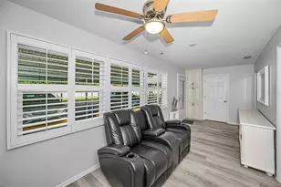 5216 81st St N, Saint Petersburg, FL 33709 - Photo 23