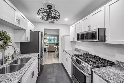 5216 81st Street N #5, Saint Petersburg, FL 33709 - Photo 13