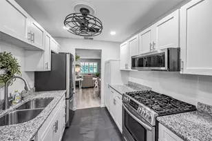 5216 81st St N, Saint Petersburg, FL 33709 - Photo 13