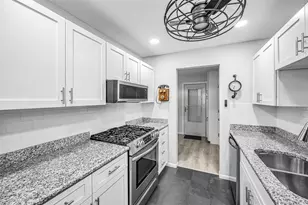 5216 81st St N, Saint Petersburg, FL 33709 - Photo 15