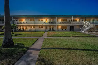 5216 81st Street N #5, Saint Petersburg, FL 33709 - Photo 1