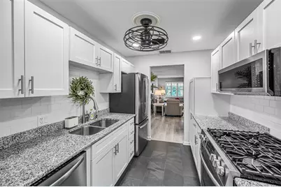 5216 81st Street N #5, Saint Petersburg, FL 33709 - Photo 13