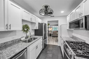 5216 81st St N, Saint Petersburg, FL 33709 - Photo 13