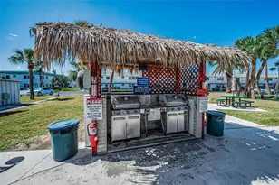 5216 81st St N, Saint Petersburg, FL 33709 - Photo 39