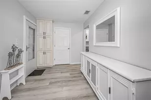 5216 81st St N, Saint Petersburg, FL 33709 - Photo 27
