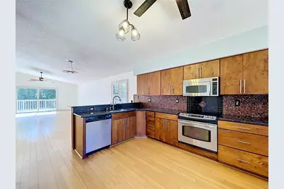 105 Peterson Lane, Palm Harbor, FL 34683 - Photo 13