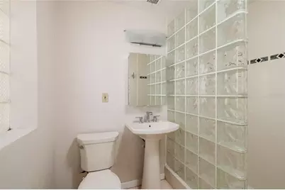 300 Brightwaters Boulevard NE, Saint Petersburg, FL 33704 - Photo 31