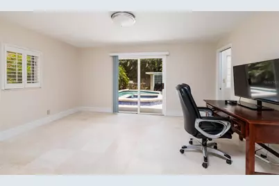 300 Brightwaters Boulevard NE, Saint Petersburg, FL 33704 - Photo 29