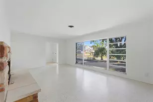 11570 60th Terrace, Seminole, FL 33772 - Photo 9