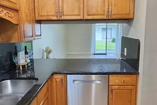 3815 N Oak Dr, Tampa, FL 33611 - Photo 13
