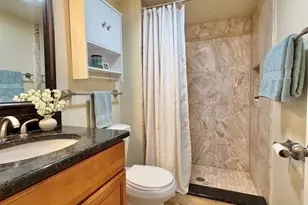 3815 N Oak Dr, Tampa, FL 33611 - Photo 27