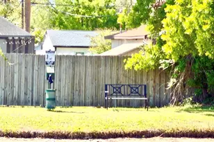 3815 N Oak Dr, Tampa, FL 33611 - Photo 41