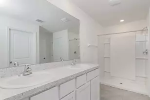 477 Sunlit Coral St, Ruskin, FL 33570 - Photo 9